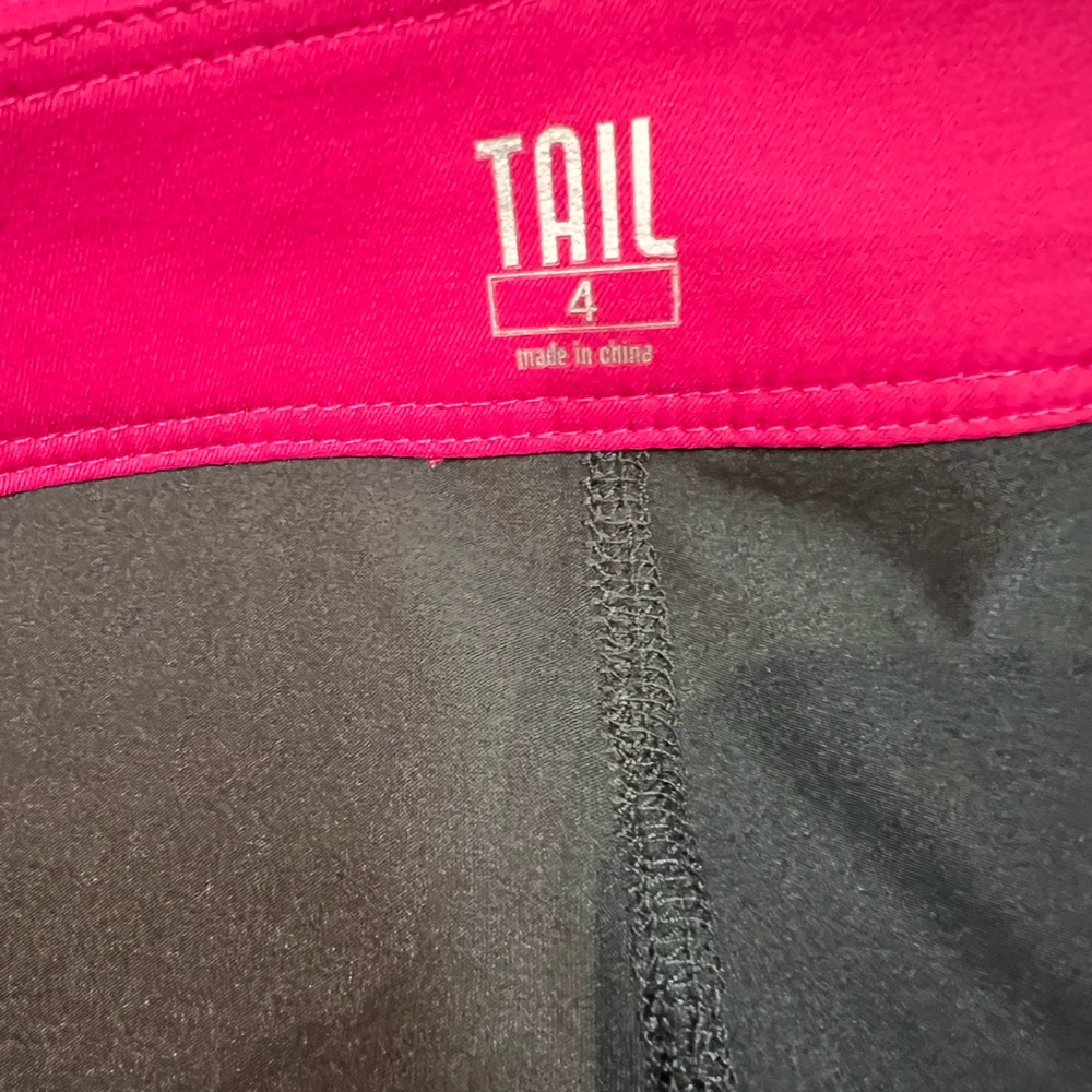 NWOT - Tail Golf Skort (US4) * Raspberry Red - Picture 4 of 7